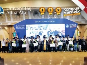 Wisuda Universitas Alma Ata Periode Agustus 2024